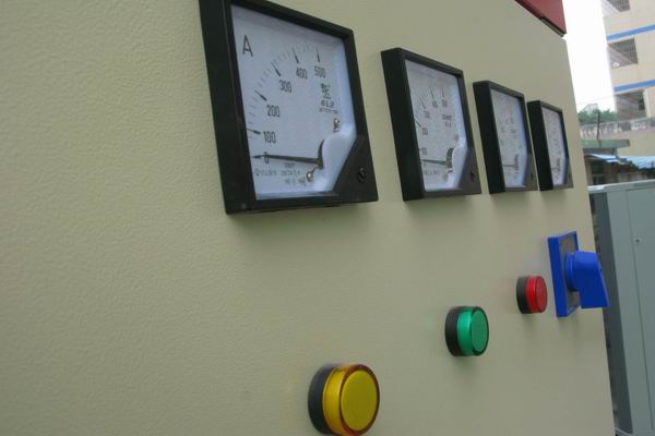 青县配电柜-3683讲讲配电柜注意事项